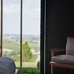 Le Marne Relais - Small Luxury Of The World 5*