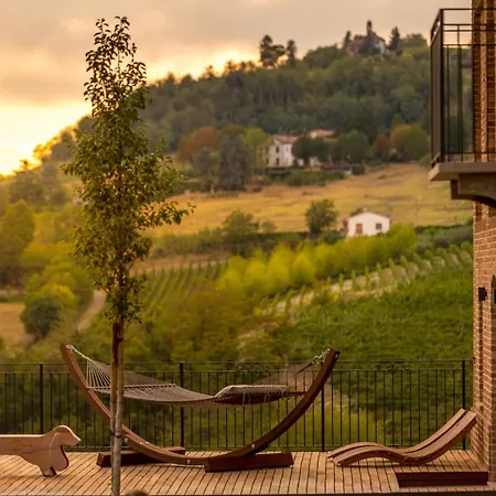Üdülőközpont Le Marne Relais - Small Luxury Of The World Costigliole d'Asti