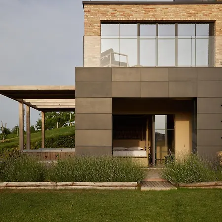 Le Marne Relais - Small Luxury Of The World Station touristique *