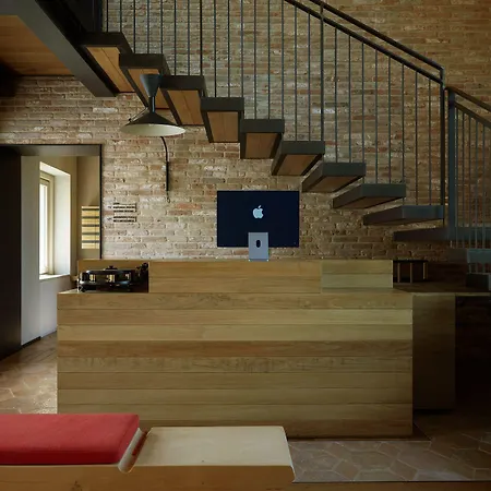 Le Marne Relais - Small Luxury Of The World 5*