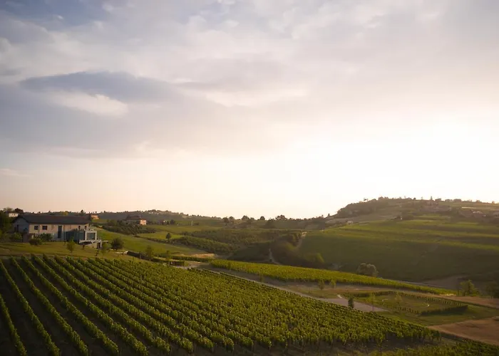 Le Marne Relais - Small Luxury Of The World * Costigliole d'Asti