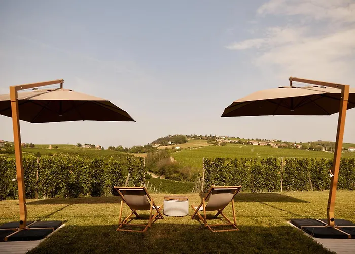 Le Marne Relais - Small Luxury Of The World * Costigliole d'Asti